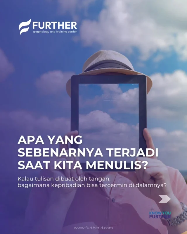"Kalau tulisan dibuat oleh tangan, bagaimana kepribadian bisa tercermin di dalamnya?"  Otak yang merupakan pusat dari kepribadian manusia dengan segala kebiasaan, ingatan, dan kecenderungan perilaku juga mengatur cara manusia menulis.  Karena proses menulis diatur oleh otak juga, banyak hal terkait kepribadian manusia yang 'bocor' ke bagaimana kita menulis sesuatu. Kebiasaan kita dalam kegiatan sehari-hari memiliki suatu ciri khas yang muncul juga dalam kegiatan menulis.  𝗙𝗨𝗥𝗧𝗛𝗘𝗥
graphology and training center
www.furtherid.com
Mail: info@furtherid.com
WA. : 0895-333-56-9988  #knowyoufurther #growfurther
